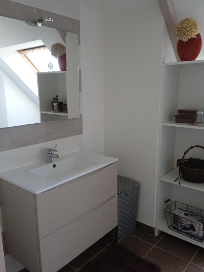 Ferienwohnung Lestrevet, Les Pieds Dans L Eau Plomodiern Exterior foto